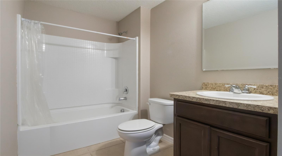 DAVENPORT, Florida 33897, 5 Bedrooms Bedrooms, ,3 BathroomsBathrooms,Residential,For Sale,LAZY WILLOW,0,MFRO6332476