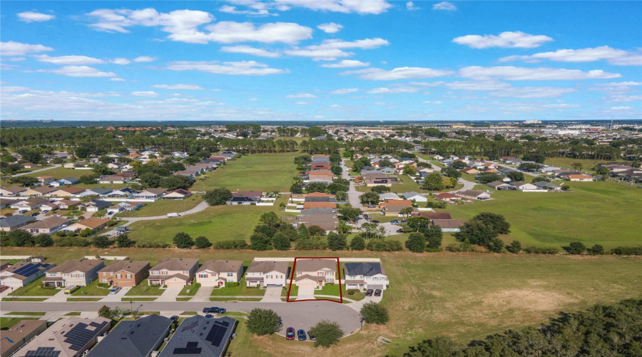 DAVENPORT, Florida 33897, 5 Bedrooms Bedrooms, ,3 BathroomsBathrooms,Residential,For Sale,LAZY WILLOW,0,MFRO6332476