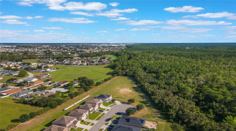 DAVENPORT, Florida 33897, 5 Bedrooms Bedrooms, ,3 BathroomsBathrooms,Residential,For Sale,LAZY WILLOW,0,MFRO6332476