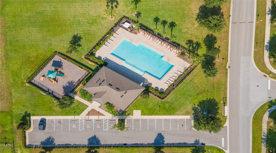 DAVENPORT, Florida 33897, 5 Bedrooms Bedrooms, ,3 BathroomsBathrooms,Residential,For Sale,LAZY WILLOW,0,MFRO6332476