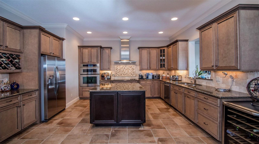 ORLANDO, Florida 32836, 4 Bedrooms Bedrooms, ,3 BathroomsBathrooms,Residential,For Sale,POINTE VENEZIA,0,MFRO6300885