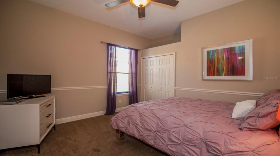 Photos are from previous occupant due to tenant occupancy. Furnishings not included, Property is vacant.