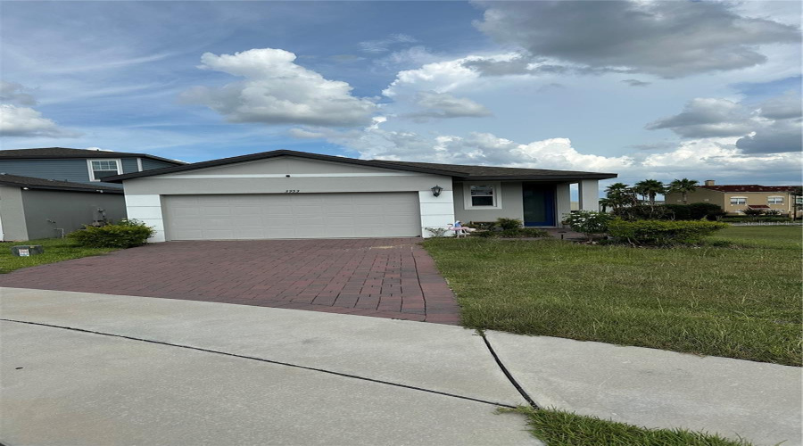 DAVENPORT, Florida 33897, 3 Bedrooms Bedrooms, ,2 BathroomsBathrooms,Residential,For Sale,MARBELLA,0,MFRO6332940