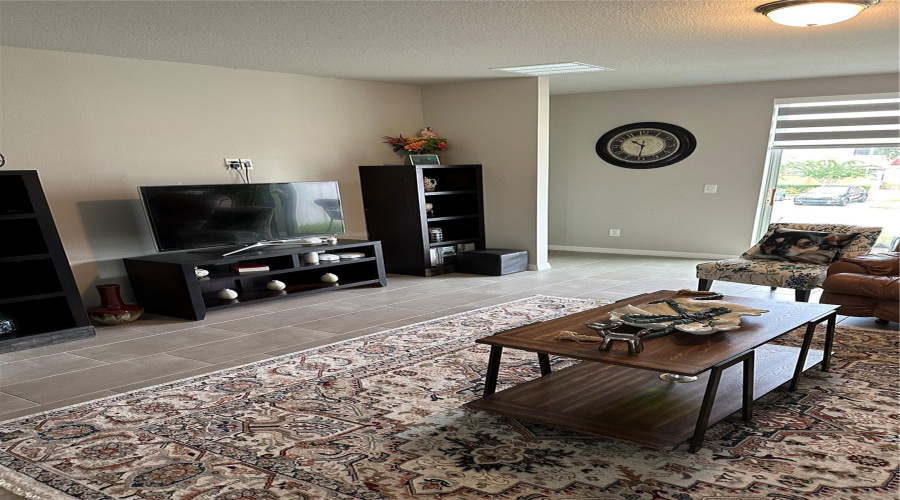 DAVENPORT, Florida 33897, 3 Bedrooms Bedrooms, ,2 BathroomsBathrooms,Residential,For Sale,MARBELLA,0,MFRO6332940