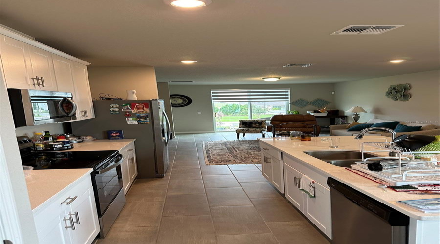 DAVENPORT, Florida 33897, 3 Bedrooms Bedrooms, ,2 BathroomsBathrooms,Residential,For Sale,MARBELLA,0,MFRO6332940