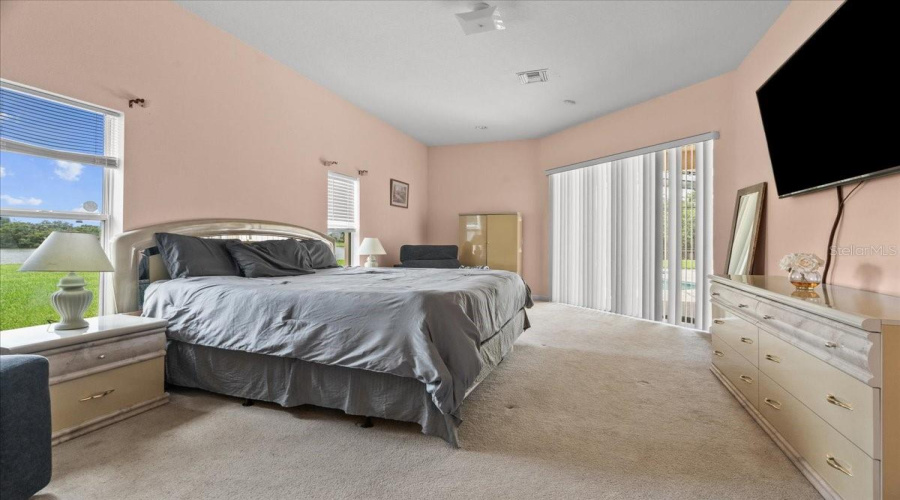 KISSIMMEE, Florida 34746, 4 Bedrooms Bedrooms, ,3 BathroomsBathrooms,Residential,For Sale,ROUGHSIDE,0,MFRO6332997