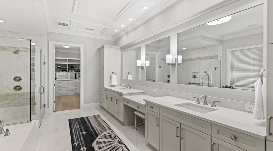 ORLANDO, Florida 32836, 5 Bedrooms Bedrooms, ,4 BathroomsBathrooms,Residential,For Sale,MATTRAW,0,MFRO6332301