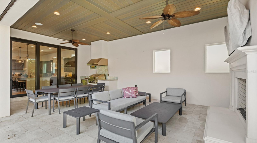 ORLANDO, Florida 32836, 5 Bedrooms Bedrooms, ,4 BathroomsBathrooms,Residential,For Sale,MATTRAW,0,MFRO6332301