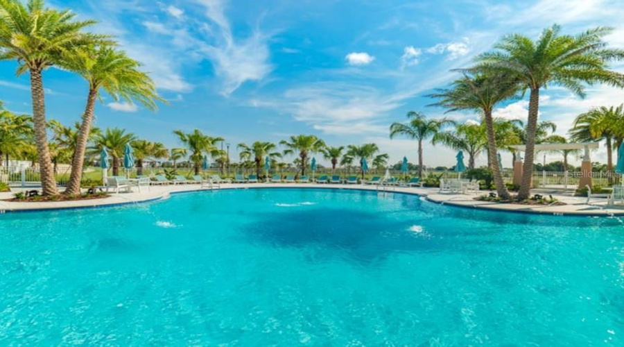 KISSIMMEE, Florida 34747, 6 Bedrooms Bedrooms, ,4 BathroomsBathrooms,Residential,For Sale,FLEMING MIST,0,MFRT3542441