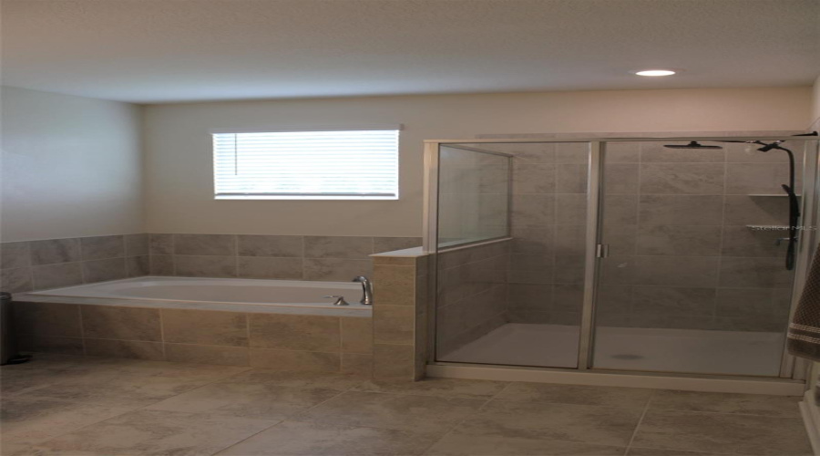 KISSIMMEE, Florida 34746, 3 Bedrooms Bedrooms, ,2 BathroomsBathrooms,Residential,For Sale,SENTENCE,0,MFRS5132141