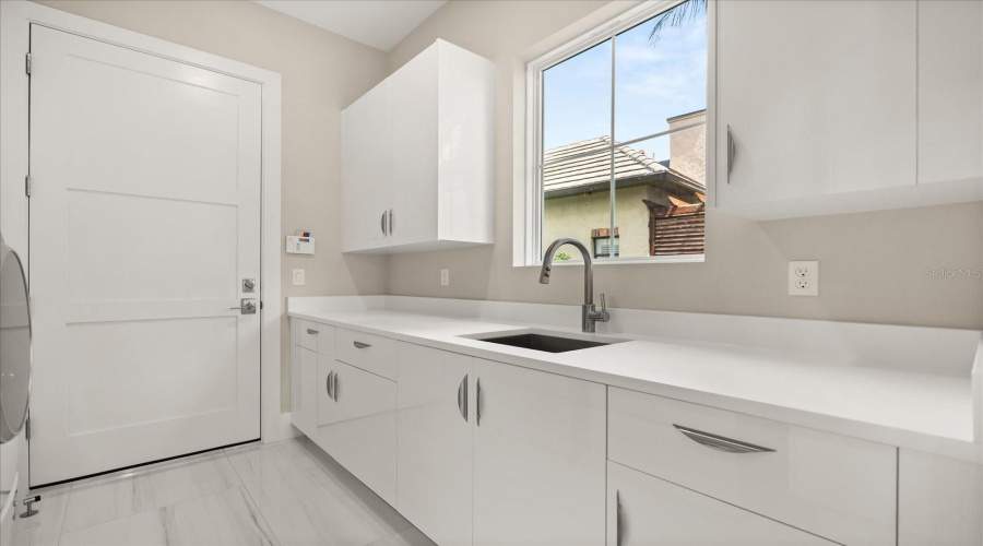 REUNION, Florida 34747, 6 Bedrooms Bedrooms, ,6 BathroomsBathrooms,Residential,For Sale,GATHERING,0,MFRO6269421