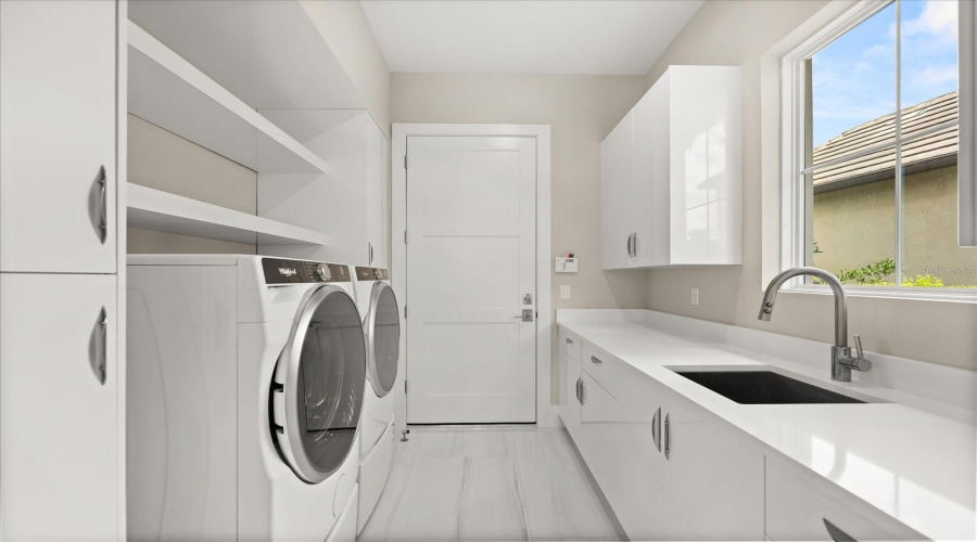 REUNION, Florida 34747, 6 Bedrooms Bedrooms, ,6 BathroomsBathrooms,Residential,For Sale,GATHERING,0,MFRO6269421