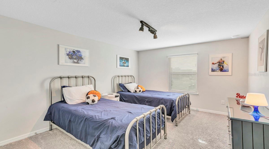 KISSIMMEE, Florida 34747, 5 Bedrooms Bedrooms, ,4 BathroomsBathrooms,Residential,For Sale,CAREY PALM,0,MFRTB8414210