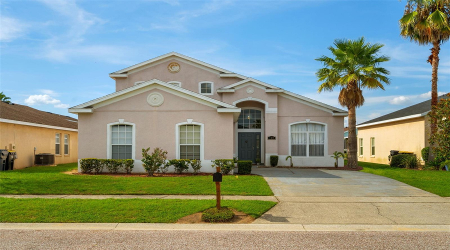 DAVENPORT, Florida 33897, 5 Bedrooms Bedrooms, ,4 BathroomsBathrooms,Residential,For Sale,EMERALDVIEW,0,MFRO6333181