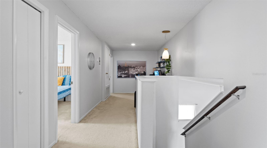 DAVENPORT, Florida 33897, 5 Bedrooms Bedrooms, ,4 BathroomsBathrooms,Residential,For Sale,EMERALDVIEW,0,MFRO6333181
