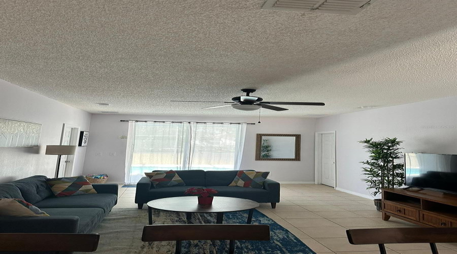 DAVENPORT, Florida 33837, 5 Bedrooms Bedrooms, ,3 BathroomsBathrooms,Residential,For Sale,KNOLLWOOD,0,MFRO6241286