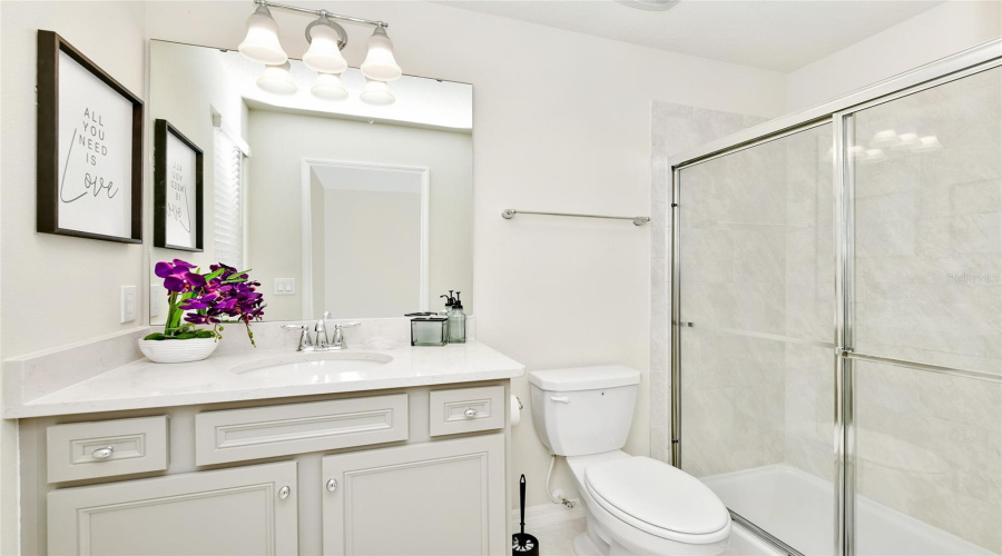 DAVENPORT, Florida 33897, 7 Bedrooms Bedrooms, ,5 BathroomsBathrooms,Residential,For Sale,LILAC,0,MFRO6333195