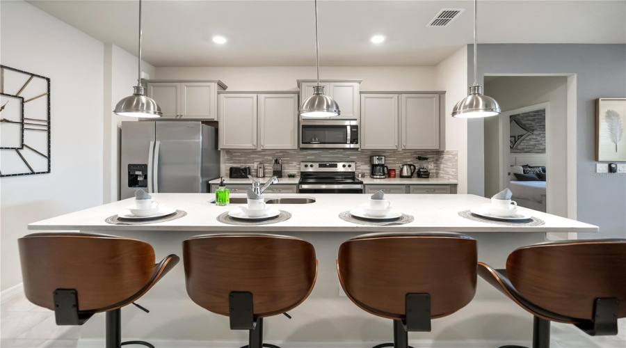 DAVENPORT, Florida 33897, 7 Bedrooms Bedrooms, ,5 BathroomsBathrooms,Residential,For Sale,LILAC,0,MFRO6333195