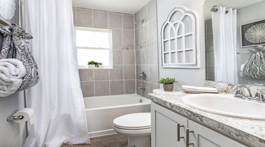 DAVENPORT, Florida 33837, 4 Bedrooms Bedrooms, ,2 BathroomsBathrooms,Residential,For Sale,FLEUR,0,MFRL4954980