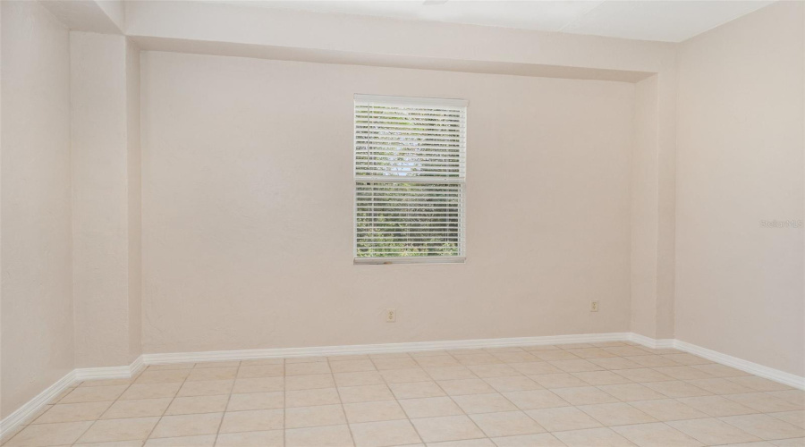 KISSIMMEE, Florida 34747, 4 Bedrooms Bedrooms, ,3 BathroomsBathrooms,Residential,For Sale,GOODMAN,0,MFRO6331214