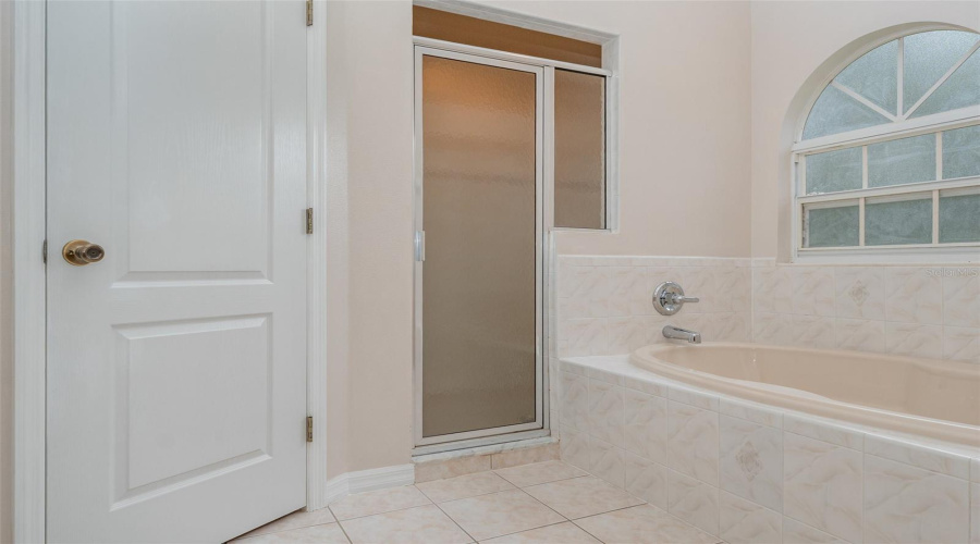 KISSIMMEE, Florida 34747, 4 Bedrooms Bedrooms, ,3 BathroomsBathrooms,Residential,For Sale,GOODMAN,0,MFRO6331214