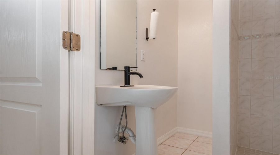 KISSIMMEE, Florida 34747, 4 Bedrooms Bedrooms, ,3 BathroomsBathrooms,Residential,For Sale,GOODMAN,0,MFRO6331214