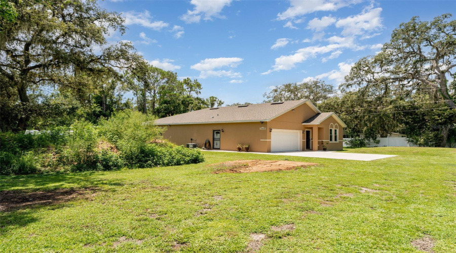 KISSIMMEE, Florida 34747, 4 Bedrooms Bedrooms, ,3 BathroomsBathrooms,Residential,For Sale,GOODMAN,0,MFRO6331214