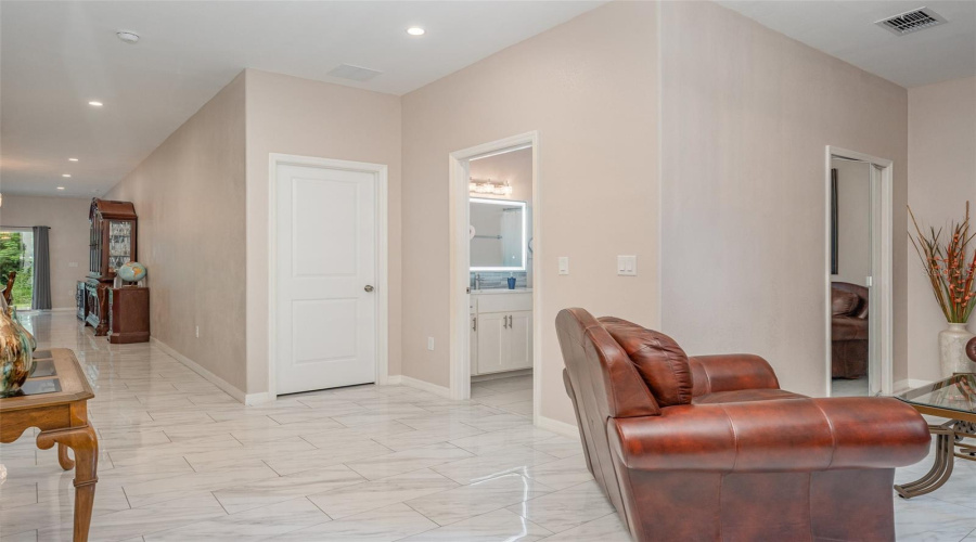 KISSIMMEE, Florida 34747, 4 Bedrooms Bedrooms, ,3 BathroomsBathrooms,Residential,For Sale,GOODMAN,0,MFRO6331214