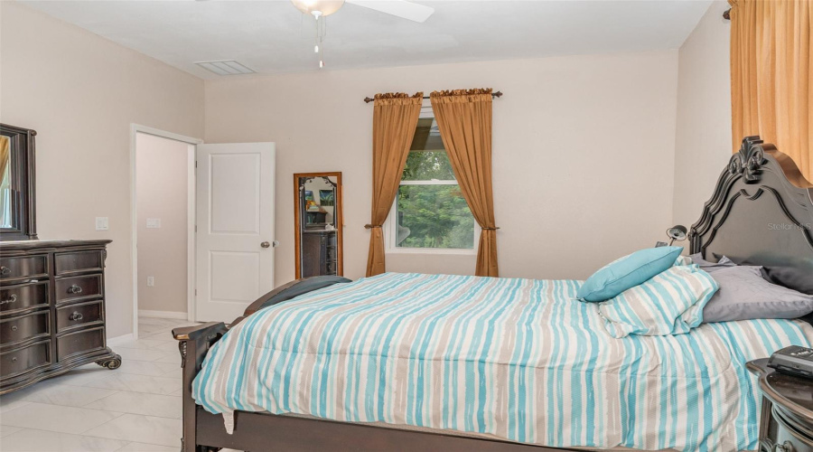 KISSIMMEE, Florida 34747, 4 Bedrooms Bedrooms, ,3 BathroomsBathrooms,Residential,For Sale,GOODMAN,0,MFRO6331214