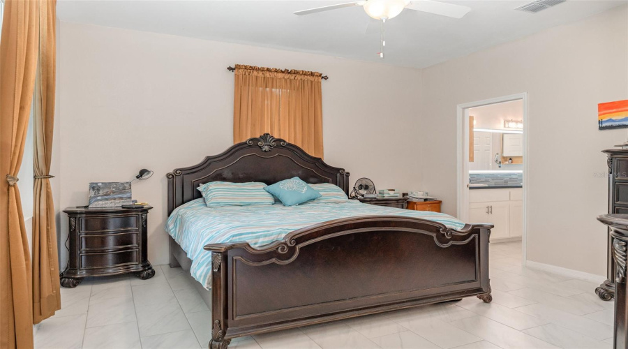 KISSIMMEE, Florida 34747, 4 Bedrooms Bedrooms, ,3 BathroomsBathrooms,Residential,For Sale,GOODMAN,0,MFRO6331214
