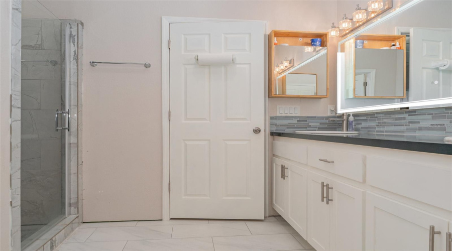 KISSIMMEE, Florida 34747, 4 Bedrooms Bedrooms, ,3 BathroomsBathrooms,Residential,For Sale,GOODMAN,0,MFRO6331214