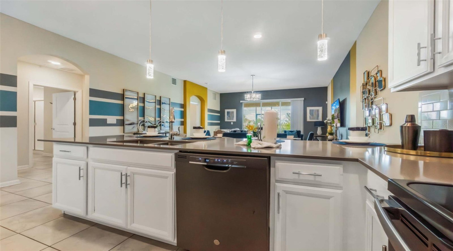 DAVENPORT, Florida 33896, 2 Bedrooms Bedrooms, ,2 BathroomsBathrooms,Residential,For Sale,DROP,0,MFRS5132169