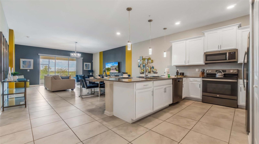 DAVENPORT, Florida 33896, 2 Bedrooms Bedrooms, ,2 BathroomsBathrooms,Residential,For Sale,DROP,0,MFRS5132169