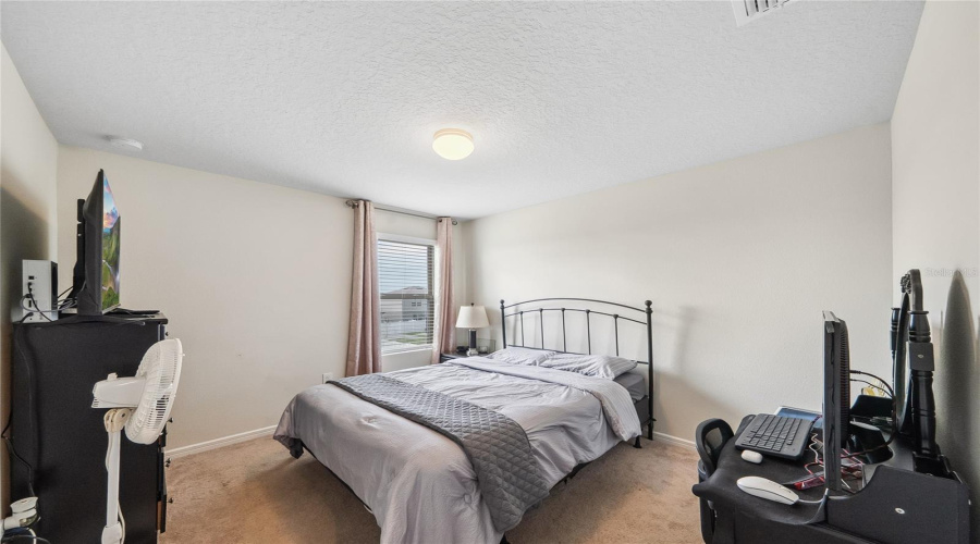 DAVENPORT, Florida 33837, 5 Bedrooms Bedrooms, ,2 BathroomsBathrooms,Residential,For Sale,CITRUS ISLE,0,MFRO6283191