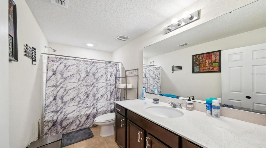 DAVENPORT, Florida 33837, 5 Bedrooms Bedrooms, ,2 BathroomsBathrooms,Residential,For Sale,CITRUS ISLE,0,MFRO6283191
