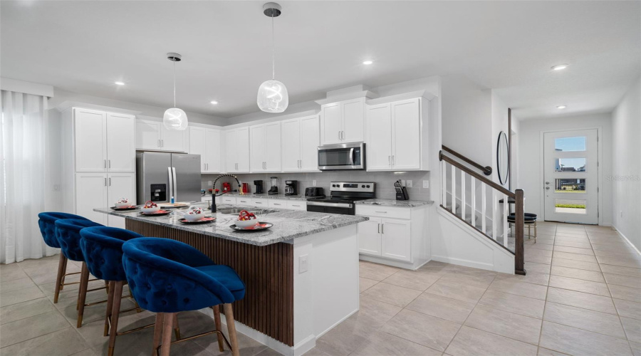 KISSIMMEE, Florida 34747, 6 Bedrooms Bedrooms, ,4 BathroomsBathrooms,Residential,For Sale,ZABALLINA,0,MFRO6333495