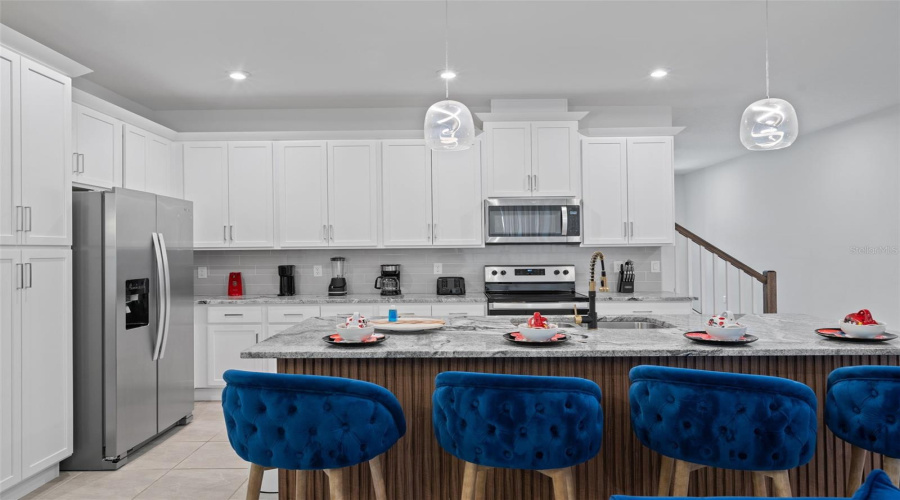 KISSIMMEE, Florida 34747, 6 Bedrooms Bedrooms, ,4 BathroomsBathrooms,Residential,For Sale,ZABALLINA,0,MFRO6333495
