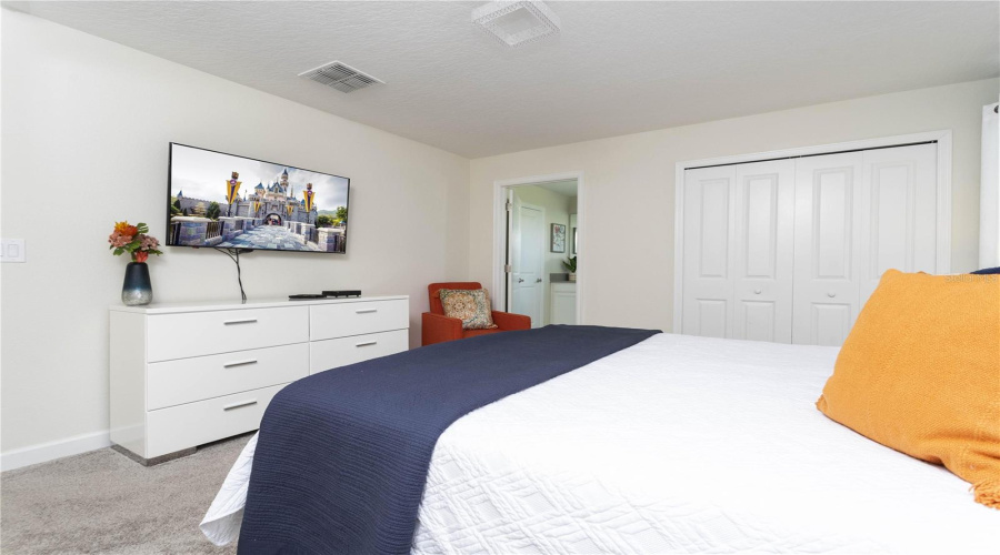DAVENPORT, Florida 33896, 4 Bedrooms Bedrooms, ,3 BathroomsBathrooms,Residential,For Sale,PEBBLE BEACH,0,MFRO6332813