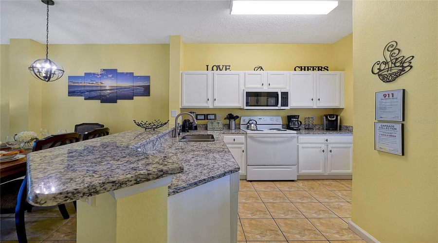 KISSIMMEE, Florida 34747, 3 Bedrooms Bedrooms, ,2 BathroomsBathrooms,Residential,For Sale,SUN KEY,0,MFRO6328692