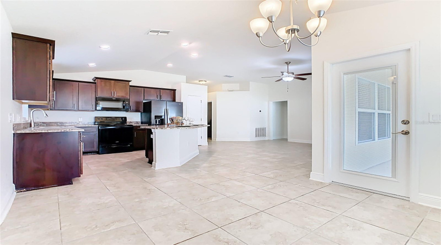 DAVENPORT, Florida 33837, 3 Bedrooms Bedrooms, ,2 BathroomsBathrooms,Residential,For Sale,BUCHANNAN,0,MFRS5132060
