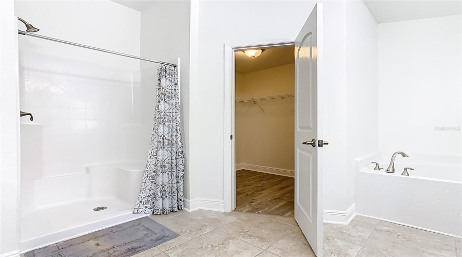 DAVENPORT, Florida 33837, 3 Bedrooms Bedrooms, ,2 BathroomsBathrooms,Residential,For Sale,BUCHANNAN,0,MFRS5132060