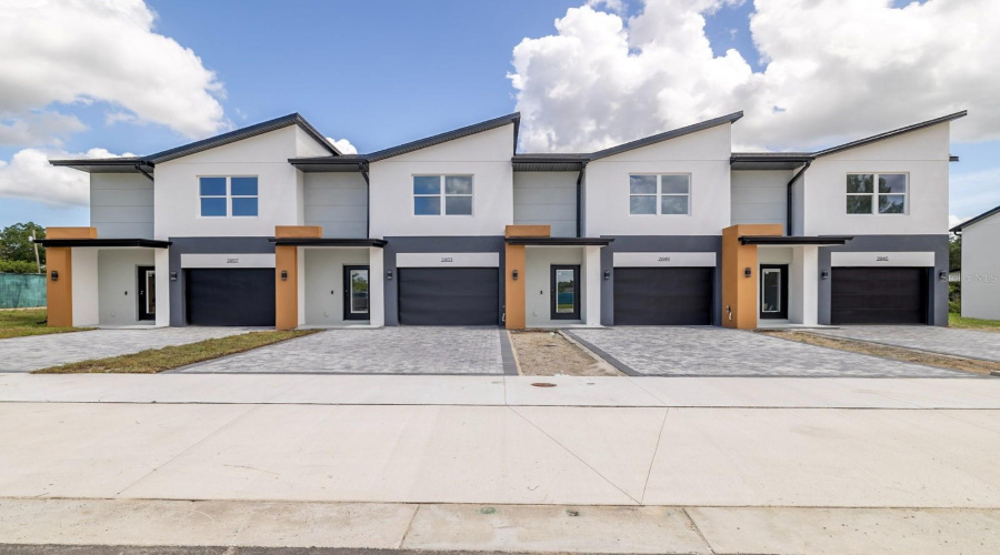 DAVENPORT, Florida 33837, 3 Bedrooms Bedrooms, ,2 BathroomsBathrooms,Residential,For Sale,BARROSO,0,MFRS5132146