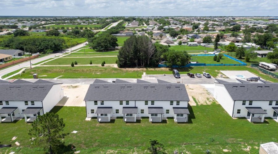 DAVENPORT, Florida 33837, 3 Bedrooms Bedrooms, ,2 BathroomsBathrooms,Residential,For Sale,BARROSO,0,MFRS5132146