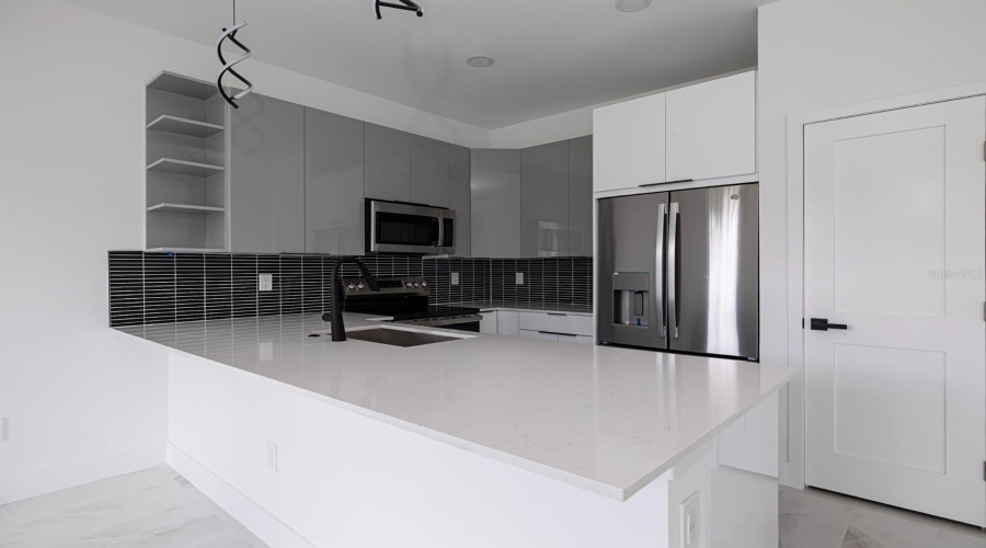 DAVENPORT, Florida 33837, 3 Bedrooms Bedrooms, ,2 BathroomsBathrooms,Residential,For Sale,BARROSO,0,MFRS5132146