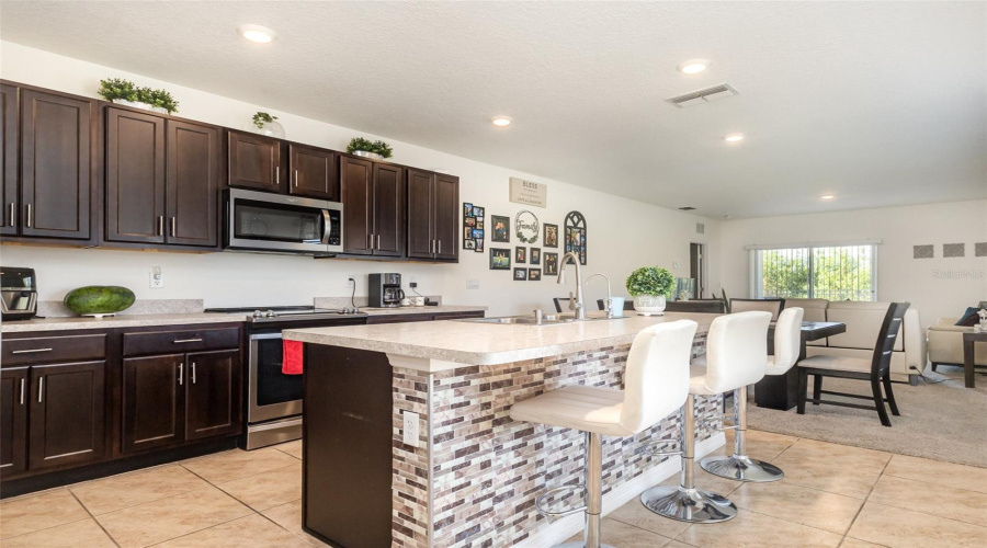 DAVENPORT, Florida 33837, 3 Bedrooms Bedrooms, ,2 BathroomsBathrooms,Residential,For Sale,BROOKLET,0,MFRTB8346787