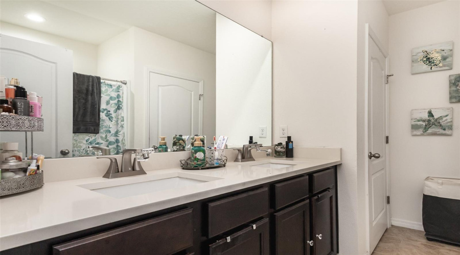 DAVENPORT, Florida 33837, 3 Bedrooms Bedrooms, ,2 BathroomsBathrooms,Residential,For Sale,BROOKLET,0,MFRTB8346787