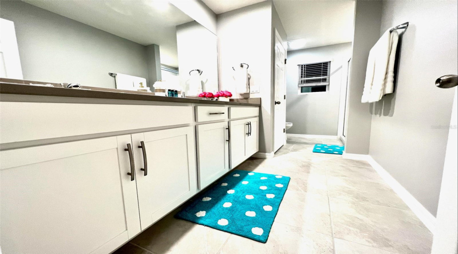 KISSIMMEE, Florida 34747, 7 Bedrooms Bedrooms, ,6 BathroomsBathrooms,Residential,For Sale,FLEMING MIST,0,MFRO6251342