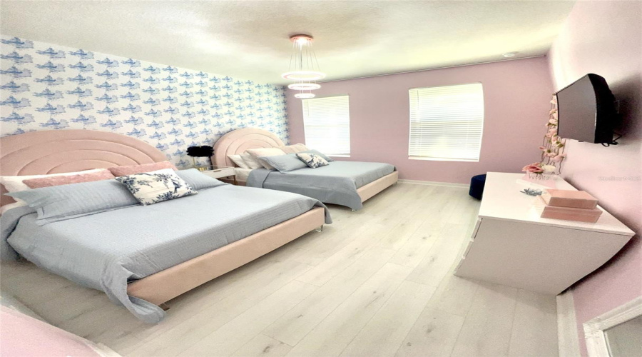 KISSIMMEE, Florida 34747, 7 Bedrooms Bedrooms, ,6 BathroomsBathrooms,Residential,For Sale,FLEMING MIST,0,MFRO6251342