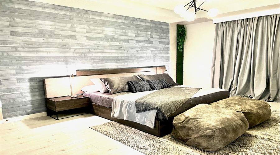 KISSIMMEE, Florida 34747, 7 Bedrooms Bedrooms, ,6 BathroomsBathrooms,Residential,For Sale,FLEMING MIST,0,MFRO6251342