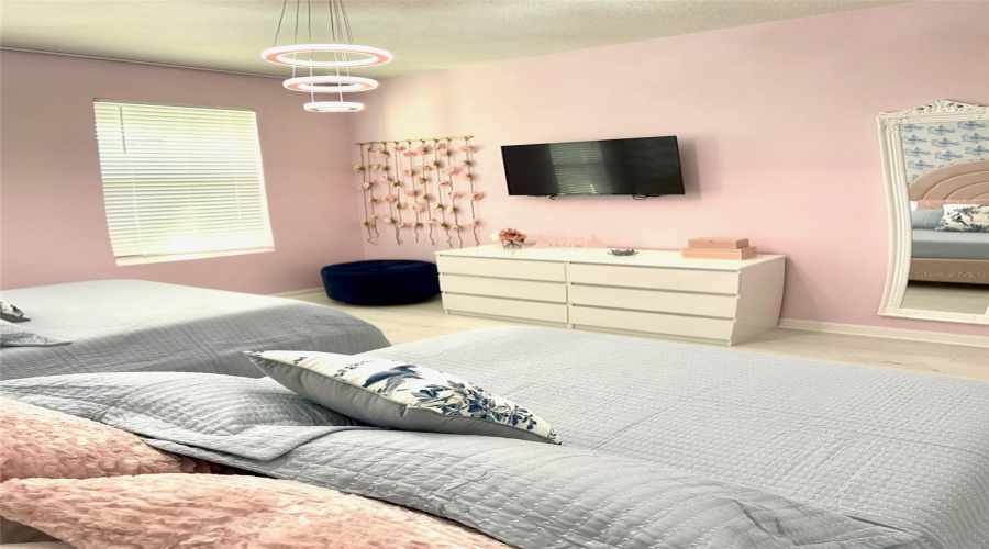 KISSIMMEE, Florida 34747, 7 Bedrooms Bedrooms, ,6 BathroomsBathrooms,Residential,For Sale,FLEMING MIST,0,MFRO6251342